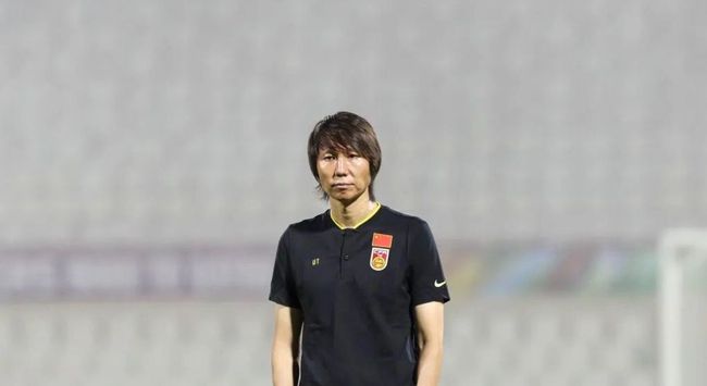 马夏尔出自里昂青训，2013年夏天转投摩纳哥并成长为备受关注的新星。